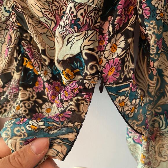 Maria Cher. Blue Purple Floral Abstract Blouse Rouched Cropped Silk size Large - Picture 6 of 12